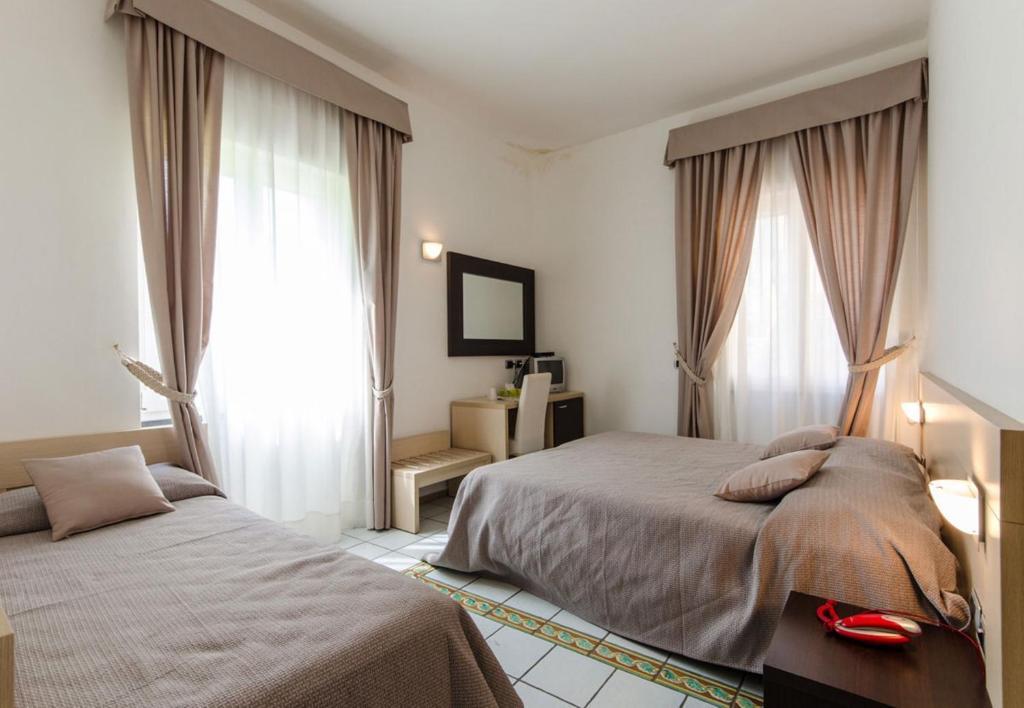 Maiori Antica Hotel ภายนอก รูปภาพ