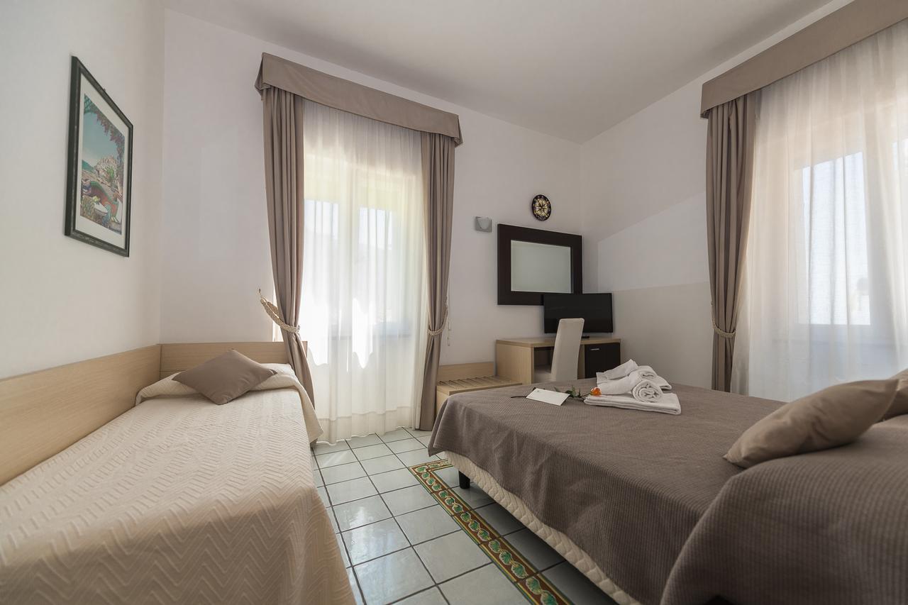 Maiori Antica Hotel ภายนอก รูปภาพ