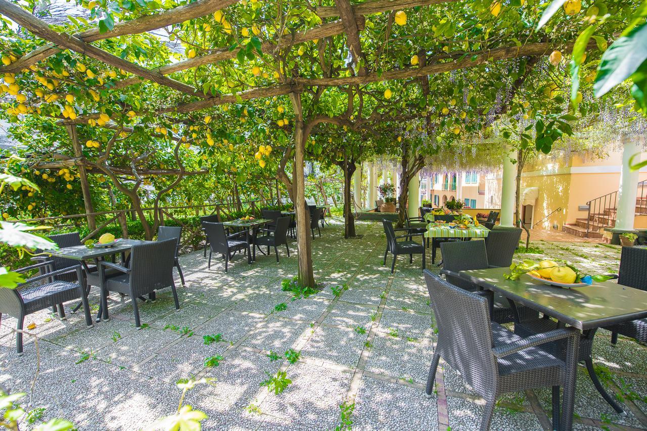 Maiori Antica Hotel ภายนอก รูปภาพ