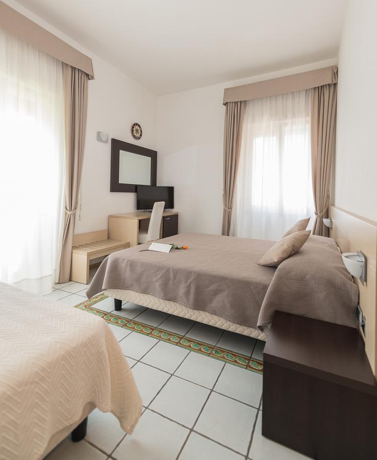 Maiori Antica Hotel ภายนอก รูปภาพ